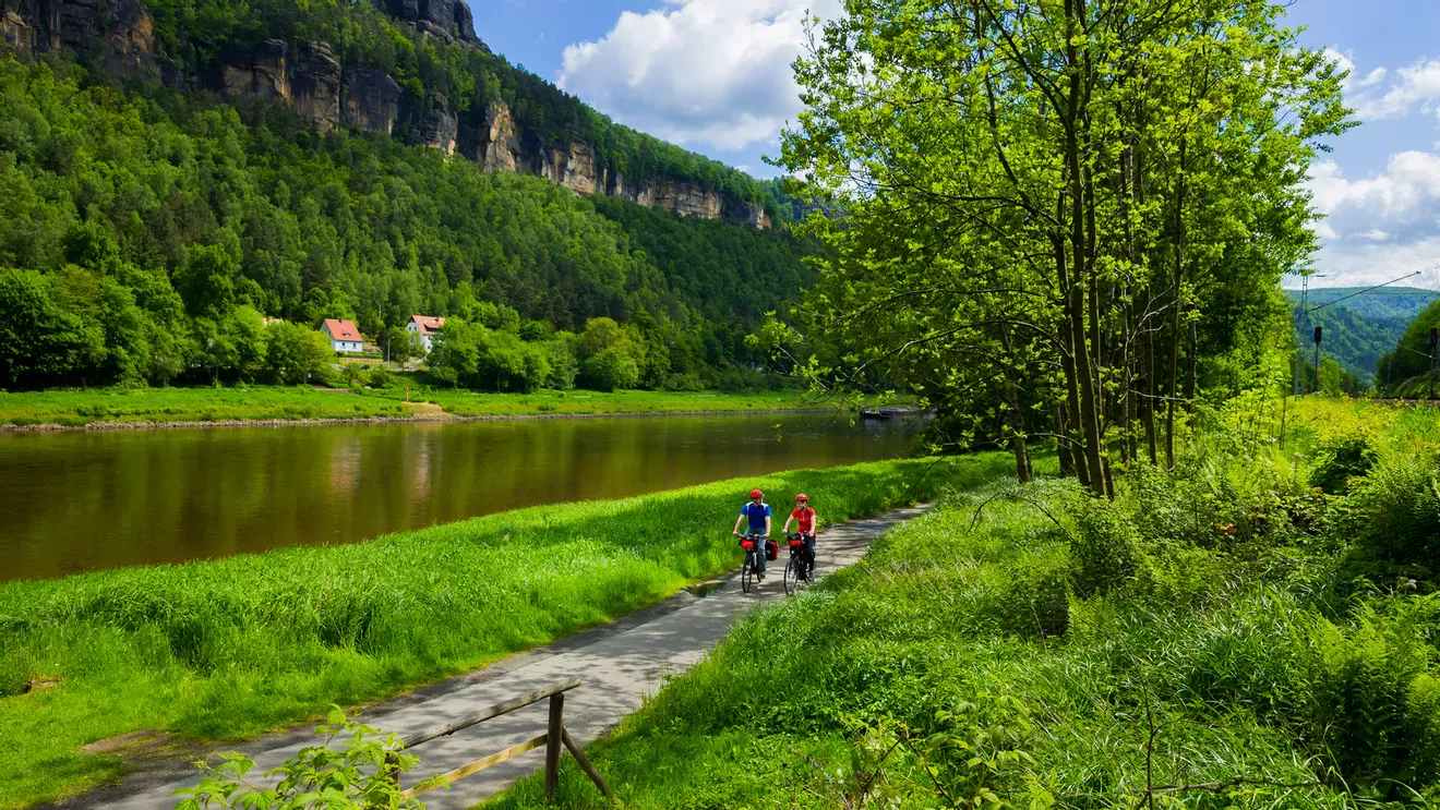 Elbradweg durch das Elbsandsteingebirge